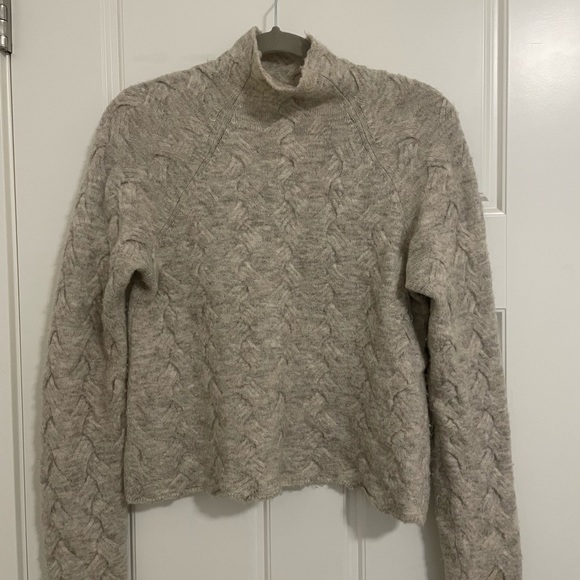 Aritzia Mical Sweater XXS - Picture 2 of 2
